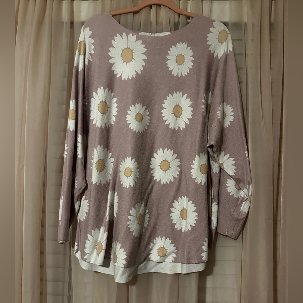 Vla Milano Flower Sweater